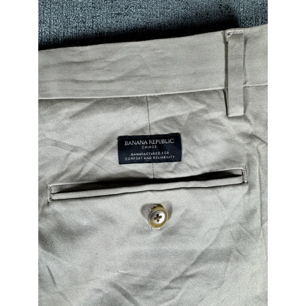 Banana Republic Aiden Chino Pants Mens 31x30 Khaki Tan Slim Fit
